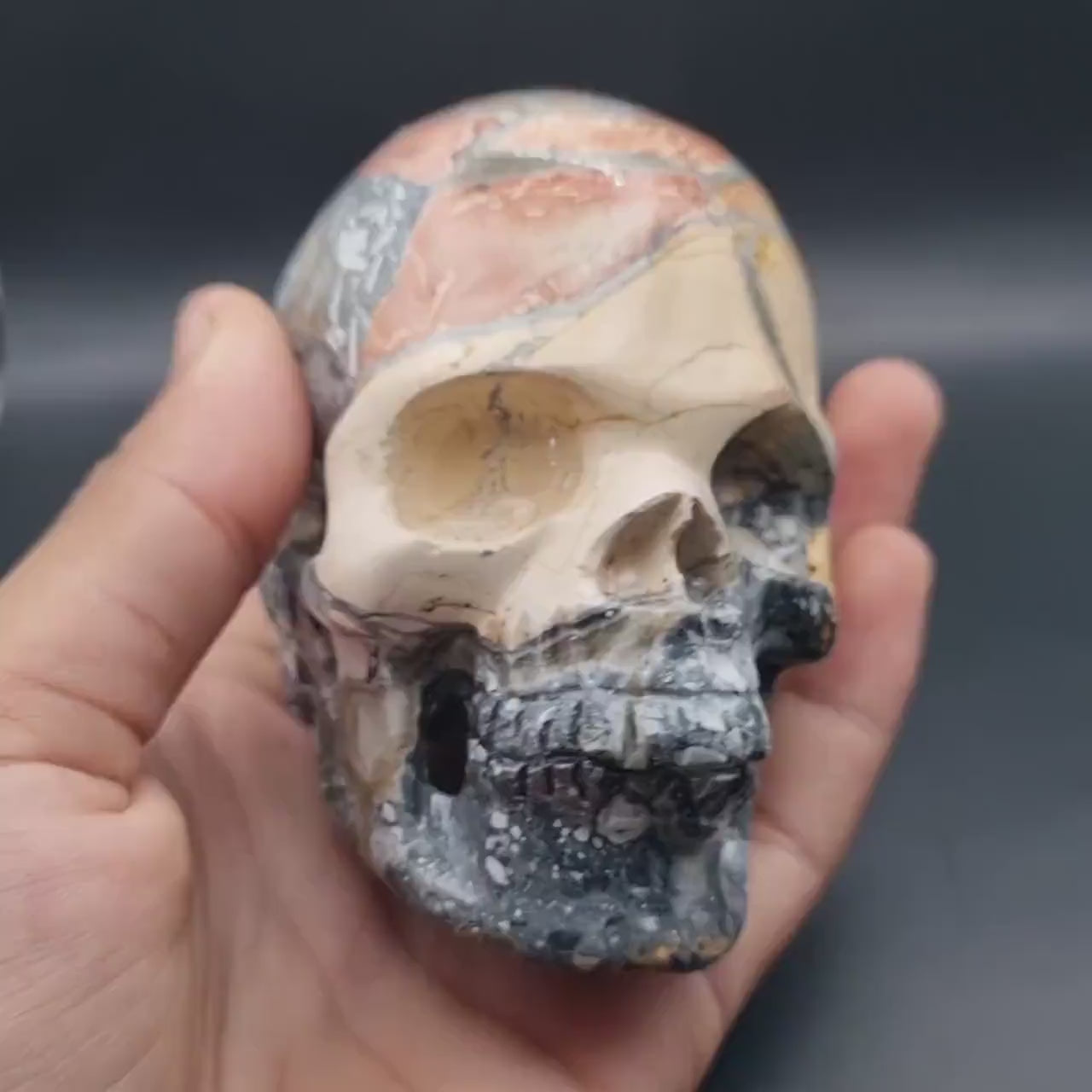 maligano jasper skull carving